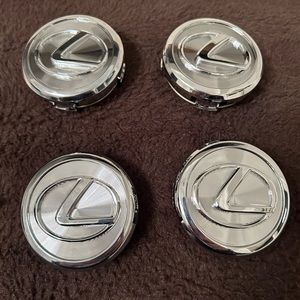 NWOT Set of 4 C74170 Lexus ES300, ES330, GS300, GS430 OEM Center Cap